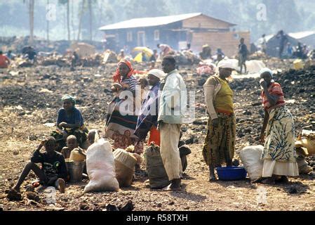 Rwanda Civil War - 1994 Stock Photo: 3380118 - Alamy