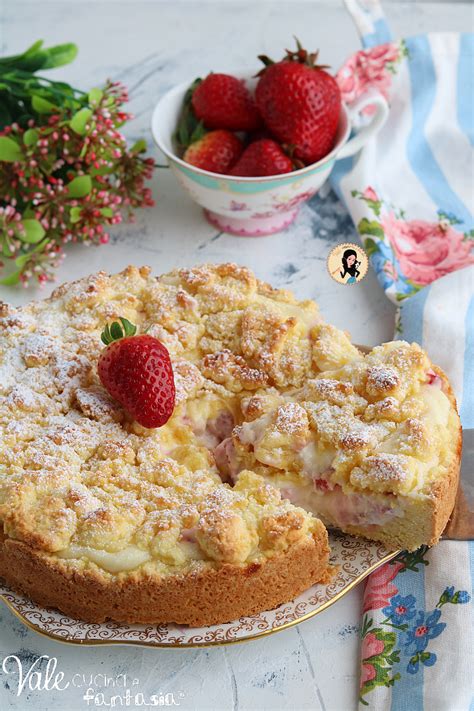 SBRICIOLATA CON MASCARPONE E FRAGOLE Ricetta Dolce Facile