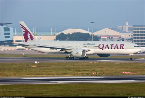 A Bal Qatar Airways Boeing Dzer Photo By Kris Van Craenenbroeck