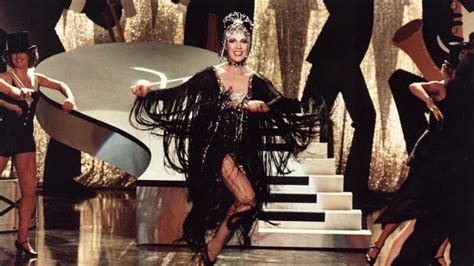 Victor Victoria Cast E Trama Film Super Guida Tv