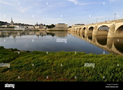 Saumur France Hi Res Stock Photography And Images Alamy