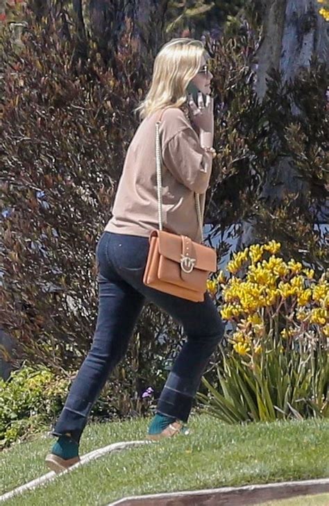 Mischa Barton Bikini Candids In Hawai Celebrity Wiki Onceleb Wiki