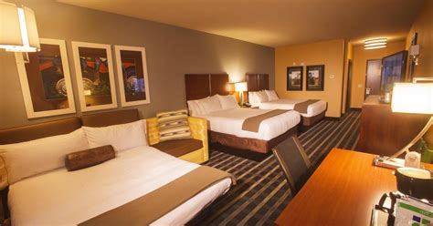 Holiday Inn Express & Suites Perry-National Fairground Area from $143 ...