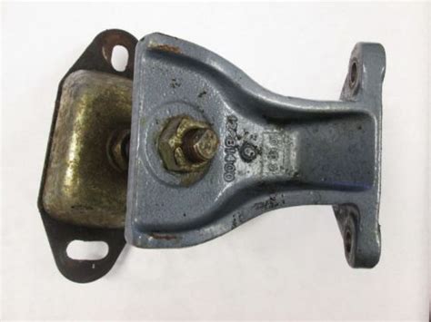 Find Ysc C Yamaha Stern Drive Front Support V Flywheel