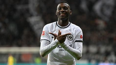 Eintracht Frankfurt Neues Detail Zu Verhandlung Um SGE Star Kolo Muani