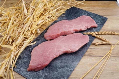 Schweineschnitzel Aus Der Oberschale Kult Fleisch Shop Von Oskar Zeeb