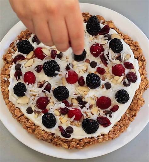 Healthy Granola Breakfast Pizza Recipe With Video Tipbuzz