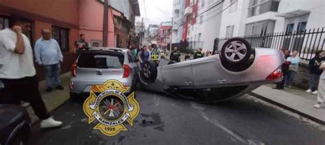 Una Persona Resulta Lesionada En Volcamiento De Un Carro En Manizales