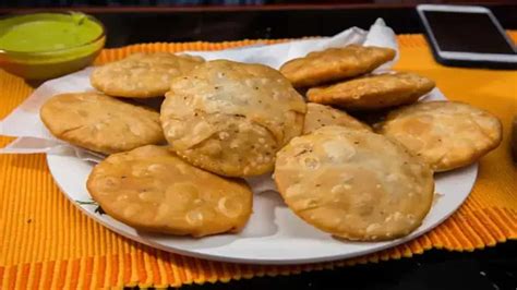 Paryushan 2023: 5 Scrumptious Snacks For The Jain Festival