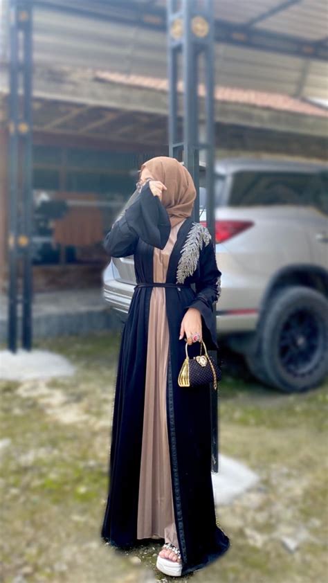 Pin By Silla Azariat On Simpan Cepat Muslimah Aesthetic Abayas