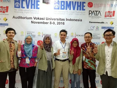 Mahasiswa SV UGM Juarai English Debate Competition Di Olimpiade Ilmiah