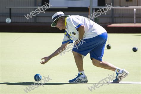 Bowls Lloyd Delbridge Picture Louise White Westpix