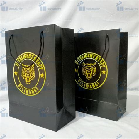 Paper Bag Tali Spesialis Gift Box Custom