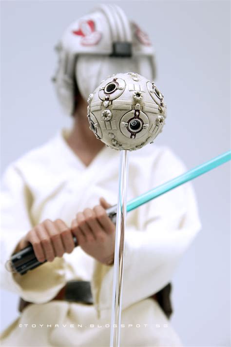 Toyhaven Review III Hot Toys Star Wars A New Hope 1 6th Scale Luke Skywalker 12 Inch Action
