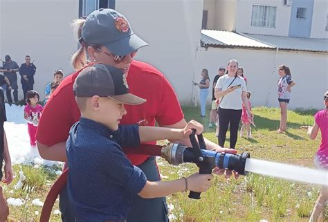 CBMSC EM CATANDUVAS PARTICIPA DE EVENTOS ALUSIVOS AO DIA DAS CRIANÇAS