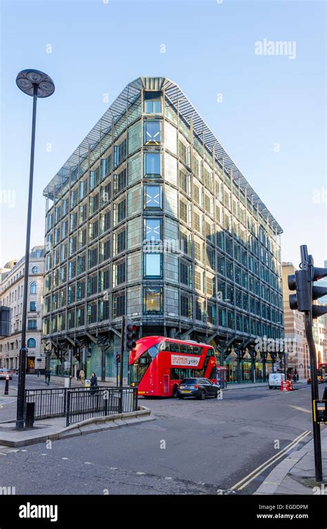 Hsbc Building Queen Victoria Street London Uk Stock Photo Alamy