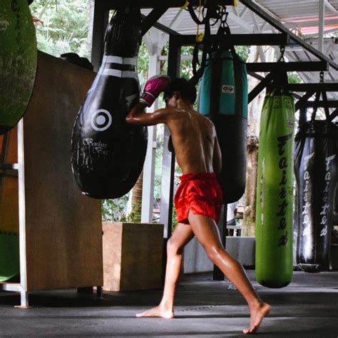 Lionheart Muay Thai Camp Koh Samui Triphock