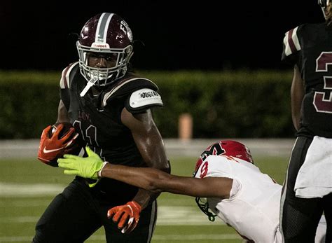Michigan high school football playoffs: Live updates, scores from MHSAA ...
