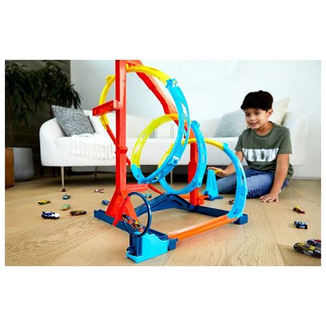 Игровой набор Mattel Hot Wheels Автотрек Бесконечная Спираль HDX79 детские игрушки с