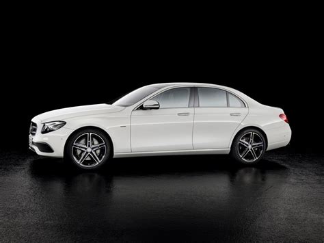 2018 Mercedes Benz E Class Sport Style Fabricante Mercedes Benz