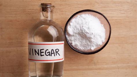 How to Clean a Drain With Baking Soda and Vinegar - Healthy Flat