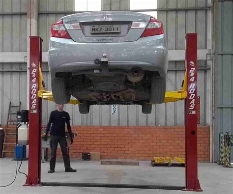 Elevador Automotivo Hidr Ulico Para Oficina Deq T A Nacional E Rodas