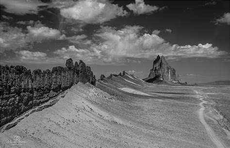 Shiprock Nm Monolith Focal World