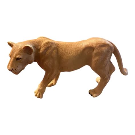 Schleich Lioness Female Lion African Wildlife Animals Figure 2018 D