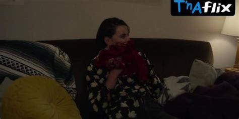 Kiersey Clemons Lesbian Underwear Scene In Easy Tnaflix