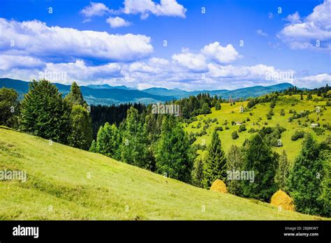 Carpathian mountain range hi-res stock photography and images - Alamy