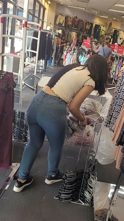 Beautiful Nerdy Latina Tight Jeans Forum