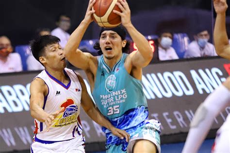 Pba Wright Drills Game Winner As Phoenix Claims Miracle Win Vs Ros