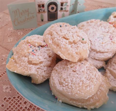 Sweetened Condensed Milk Snowballs Recipe Yummy Cookies Christmas Cookies Easy Easy Cookies