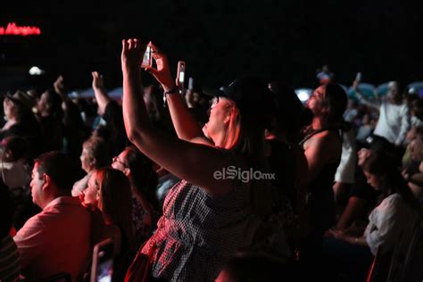 Concierto de Pesado y Tropicalísimo Apache por Día de las Madres El