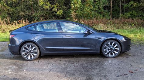 Recenzija Tesla Model 3 2024 Prednosti I Mane