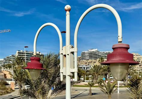 Elche Instala Nuevas Farolas Led Todoalicante