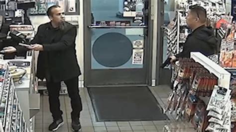 Off Duty Cop Draws Gun On Man Buying Mentos At Gas Station Fox News Video