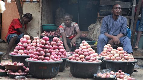 Nigerias Currency Has Fallen To A Record Low As Inflation Surges How