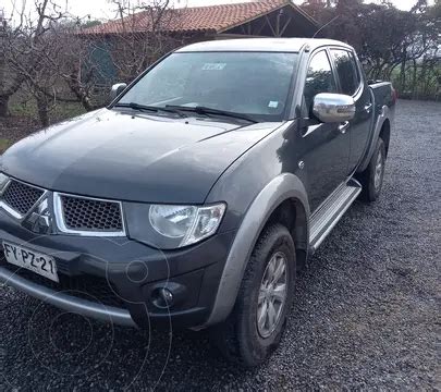 Mitsubishi L200 Dakar 2 4L Dakar Usado 2014 Color Gris Precio 9 900 000