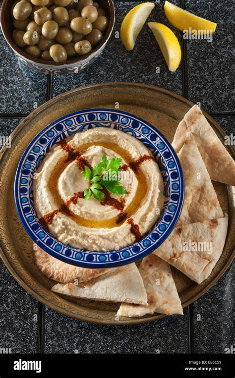 Hummus And Pita Bread Stock Photo Alamy