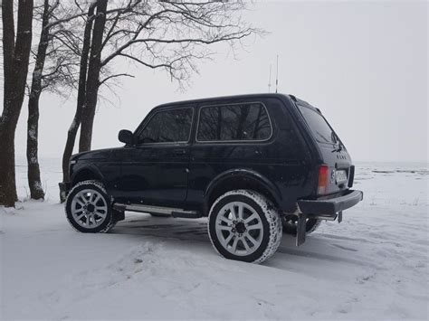 Lada Niva 4x4 | Carros