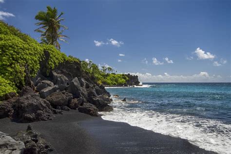 10 Beaches with Black, Orange, and Even Green Sand | Islands