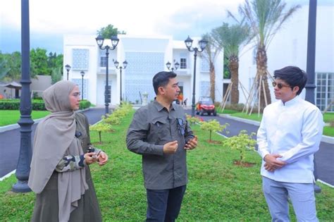 Sindo Hi Lite Ustaz Solmed Siap Jual Rumah Mewahnya Rp Miliar