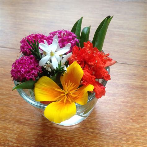 small flower arrangements 6