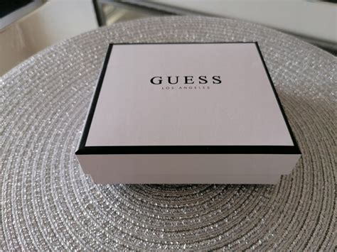 Pudełko prezentowe Guess - 9452666909 - oficjalne archiwum Allegro