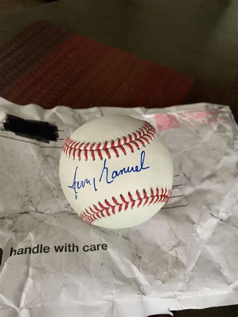 Jerry Manuel has a great signature : r/baseballautos