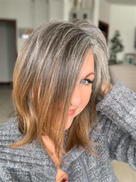 Transition To Gray Hair With Highlights Grey Blonde Hair Gray Hair