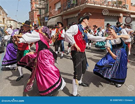 Italian Traditional Dance Editorial Photography Image 33087492