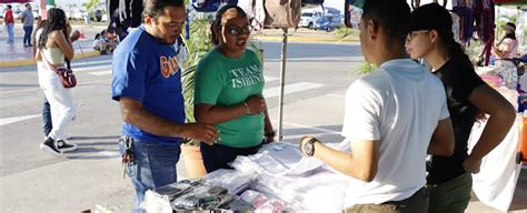 Familias Aprovecharon Grandiosa Feria Escolar En El Parque La Alegr A