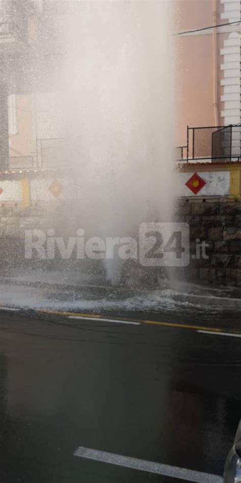 Acquedotto Colabrodo Nuova Rottura Del Roja In Via Foce A Imperia